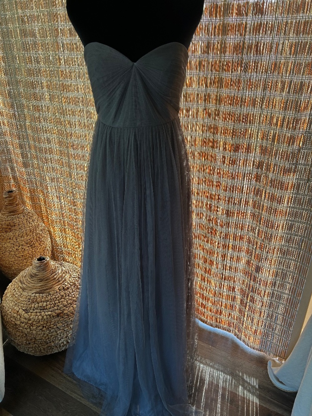 Jenny Yoo gown strapless padded bust. Back zipper. Never worn. Size 4